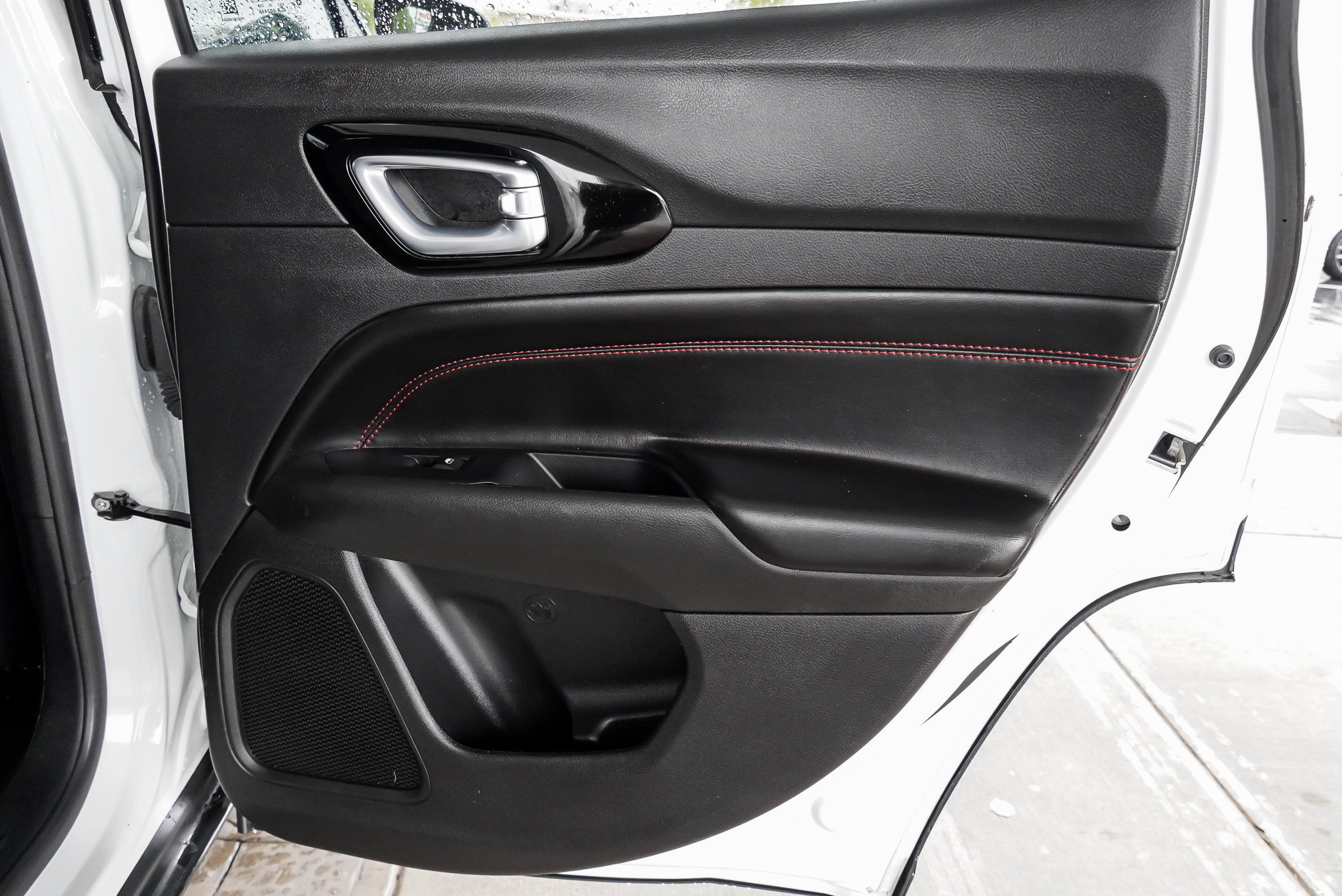 2025 Jeep Compass Trailhawk - Photo 27