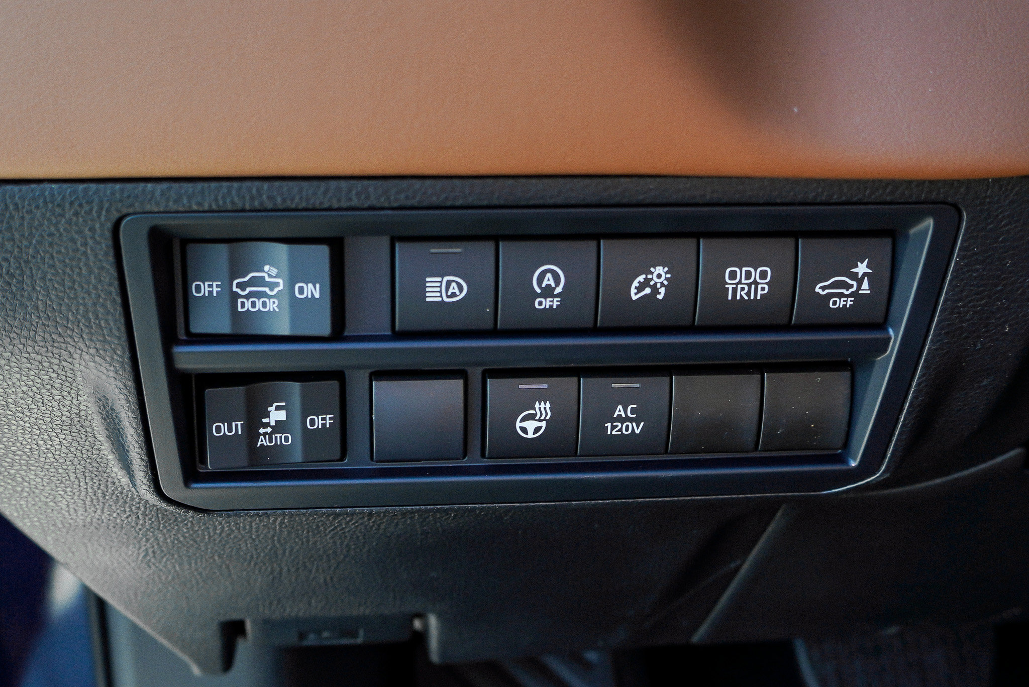2026 Toyota Tundra 1794 Edition - Photo 18