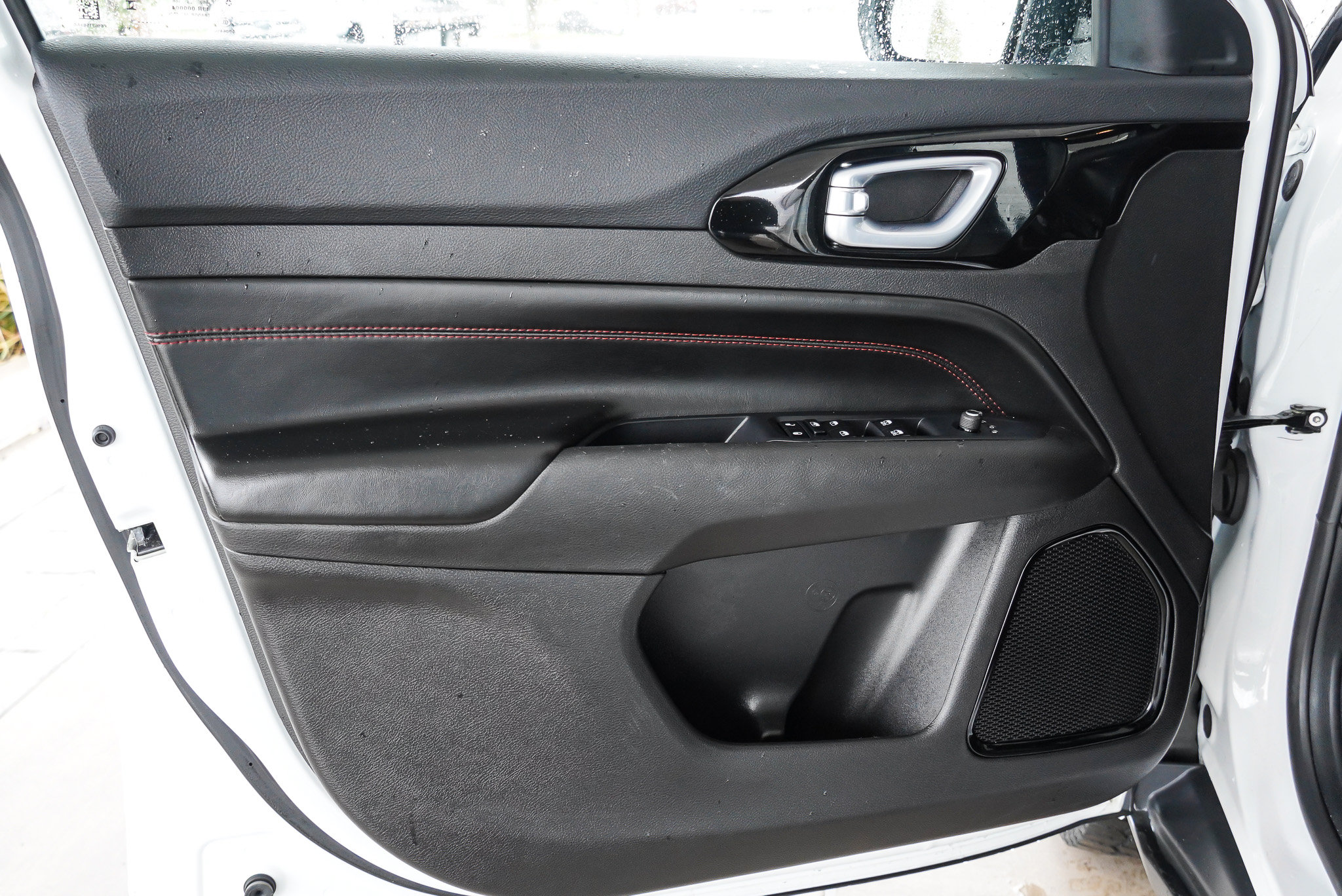 2025 Jeep Compass Trailhawk - Photo 20