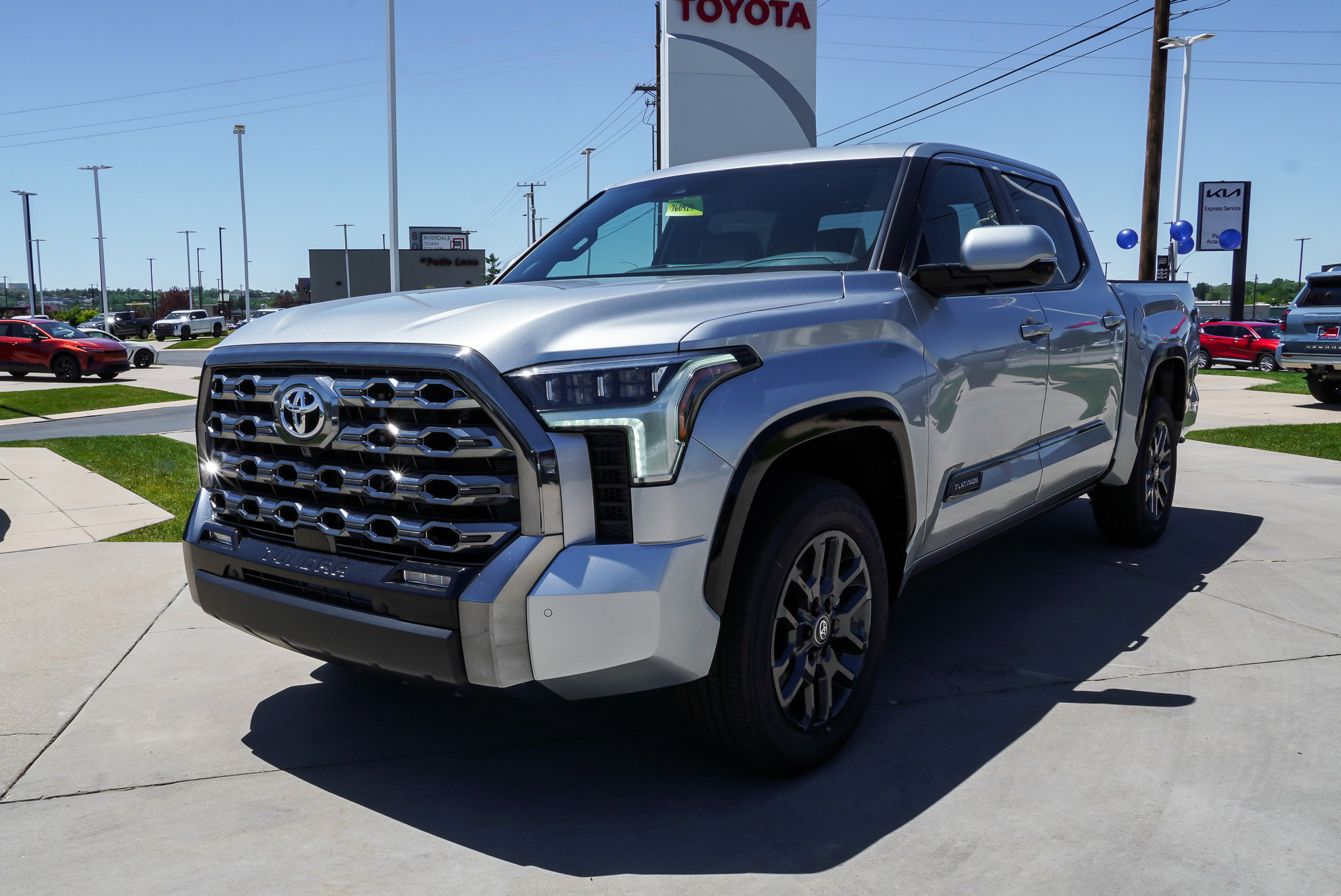 2026 Toyota Tundra Platinum - Photo 4