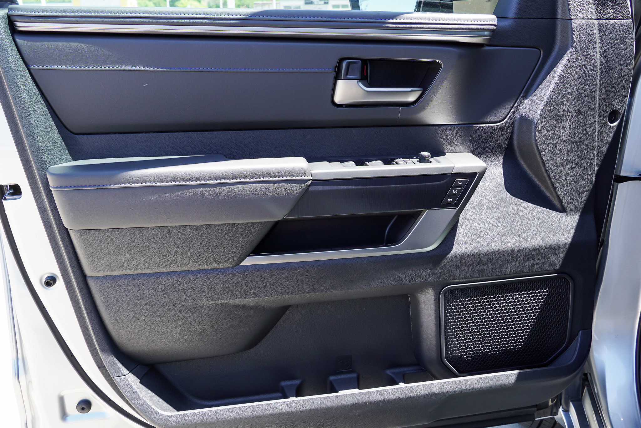 2026 Toyota Tundra Platinum - Photo 21