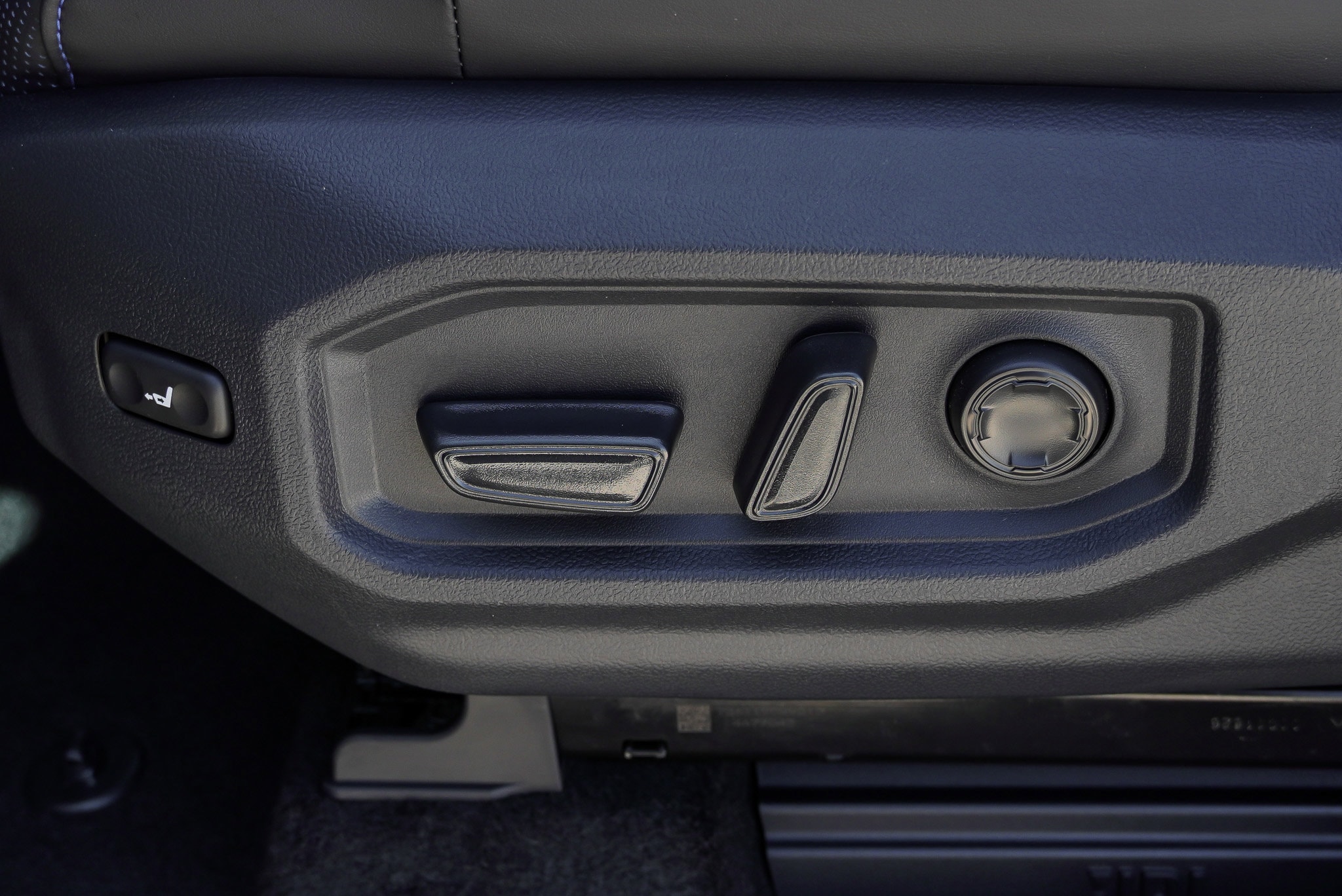 2026 Toyota Tundra Platinum - Photo 17