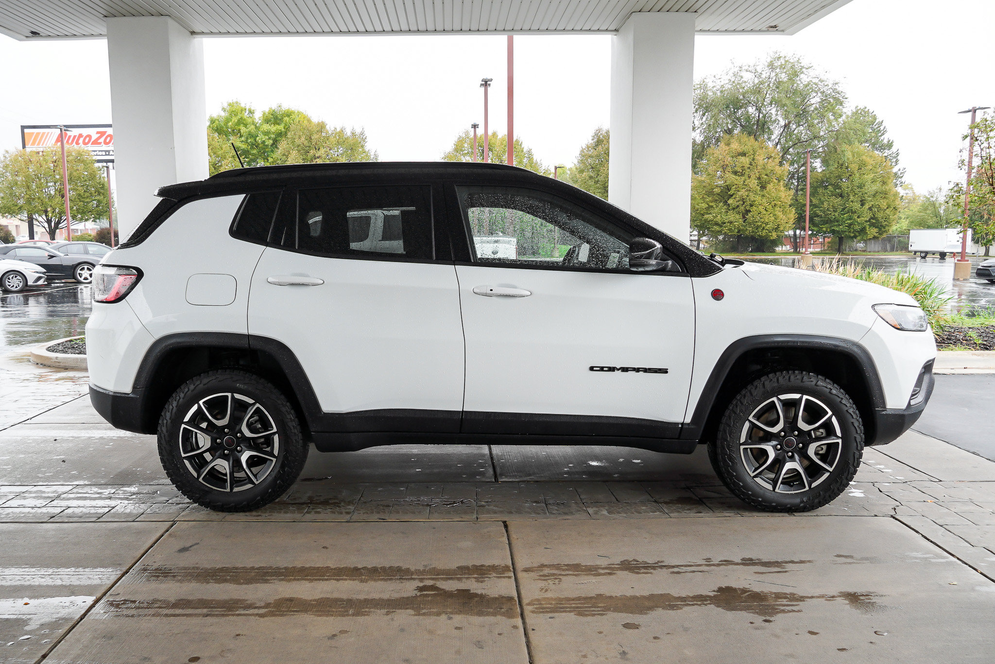 2025 Jeep Compass Trailhawk - Photo 9