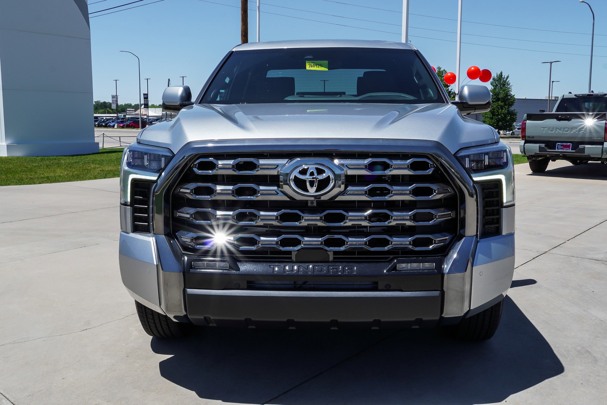 2026 Toyota Tundra Platinum - Photo 3