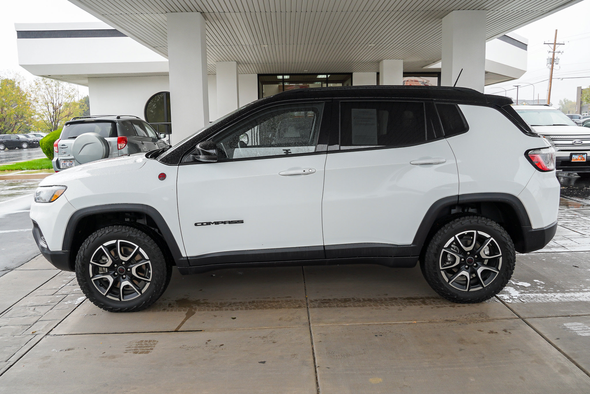 2025 Jeep Compass Trailhawk - Photo 5