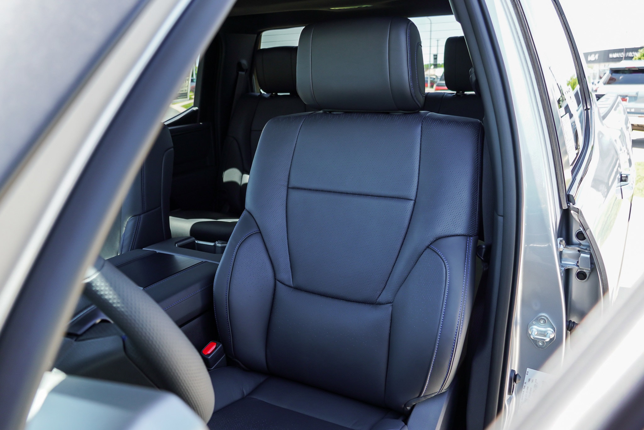 2026 Toyota Tundra Platinum - Photo 16