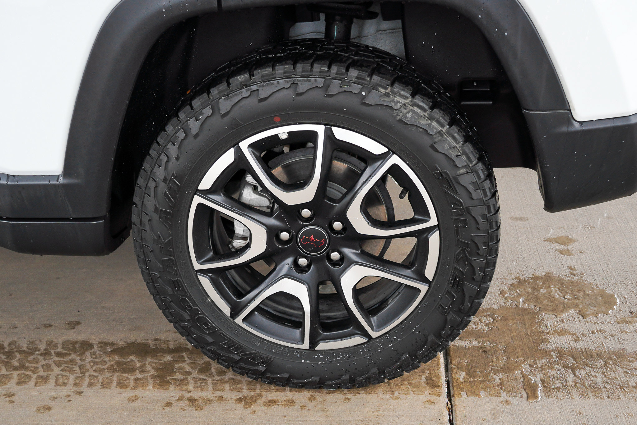 2025 Jeep Compass Trailhawk - Photo 13