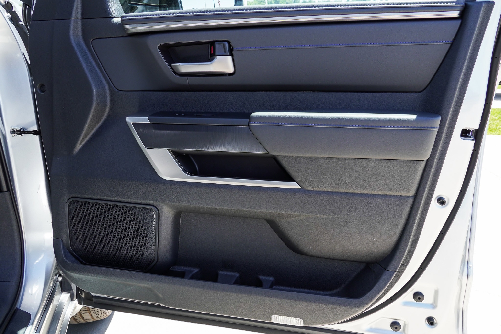 2026 Toyota Tundra Platinum - Photo 30