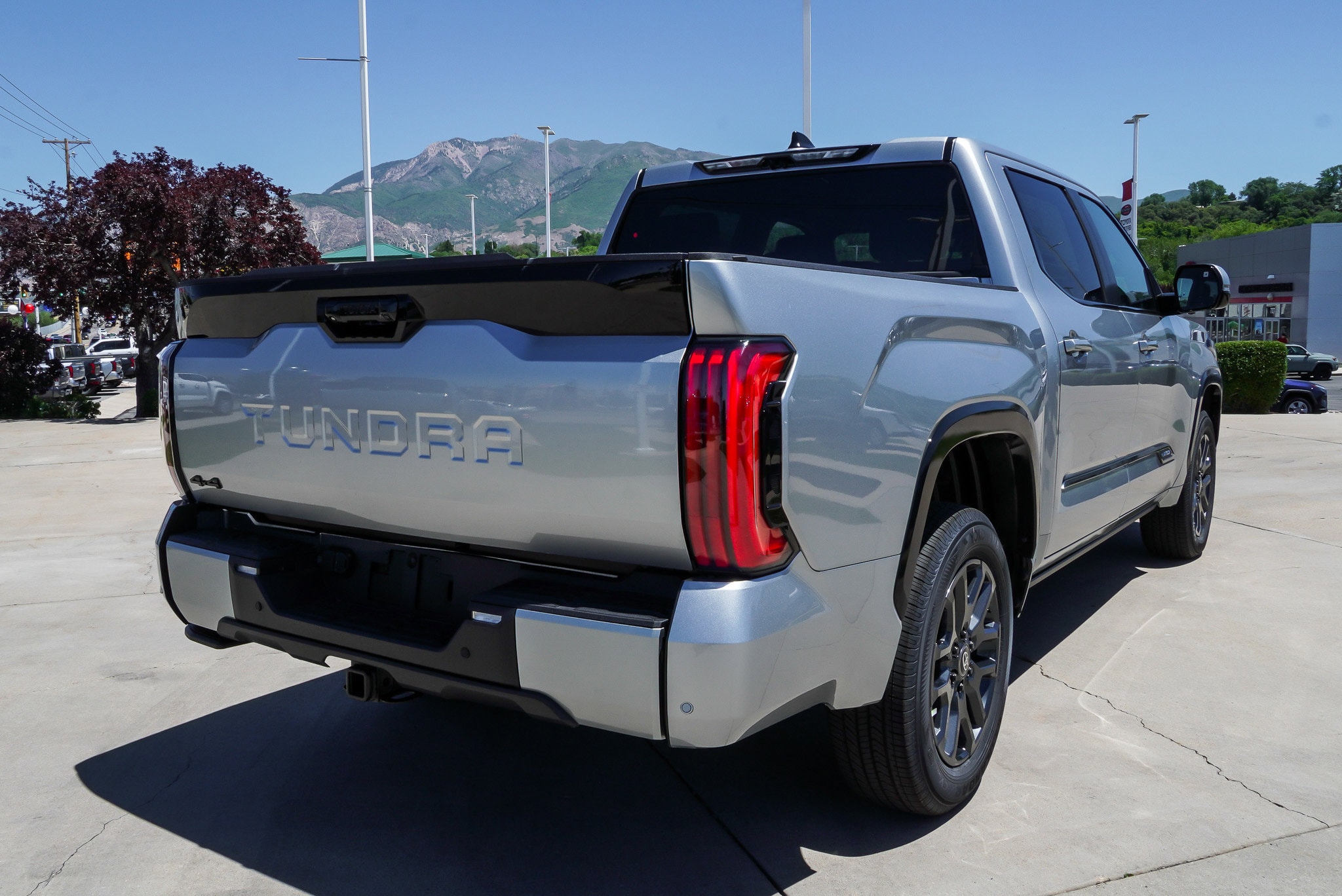 2026 Toyota Tundra Platinum - Photo 8