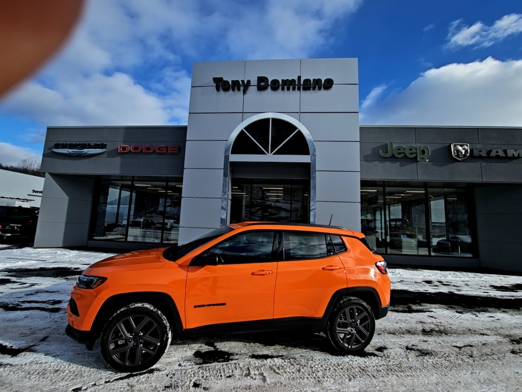 New 2026 Jeep Compass Latitude Sport Utility
