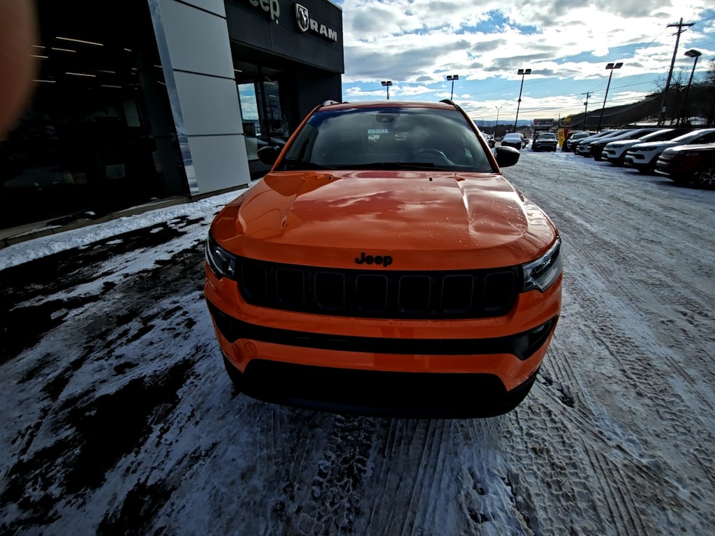New 2026 Jeep Compass Latitude Sport Utility