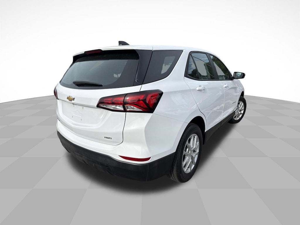 Used 2023 Chevrolet Equinox LS SUV
