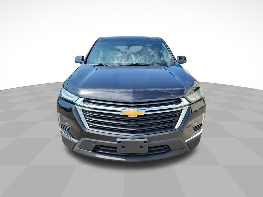 Used 2023 Chevrolet Traverse LS SUV