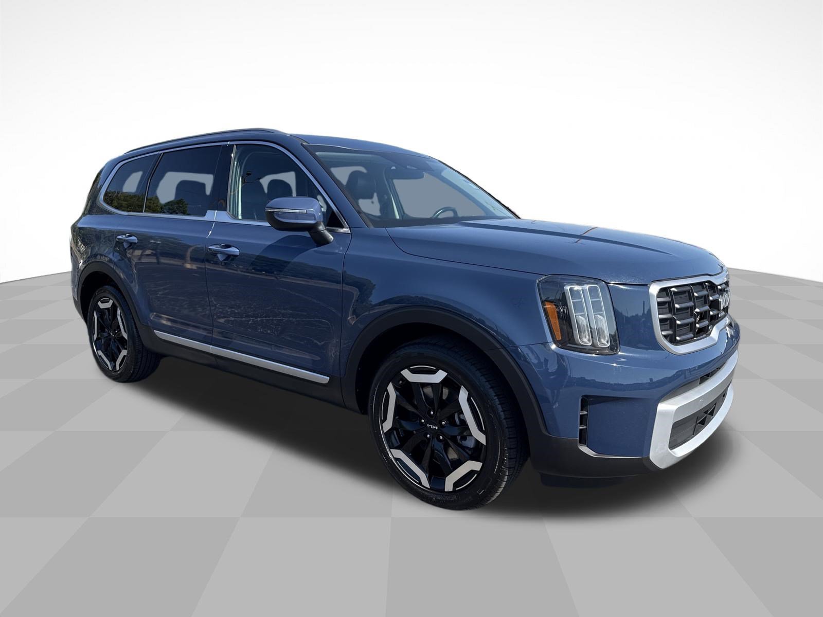 Used 2025 Kia Telluride S