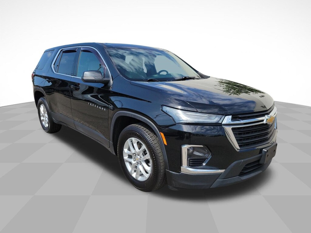 Used 2023 Chevrolet Traverse LS SUV