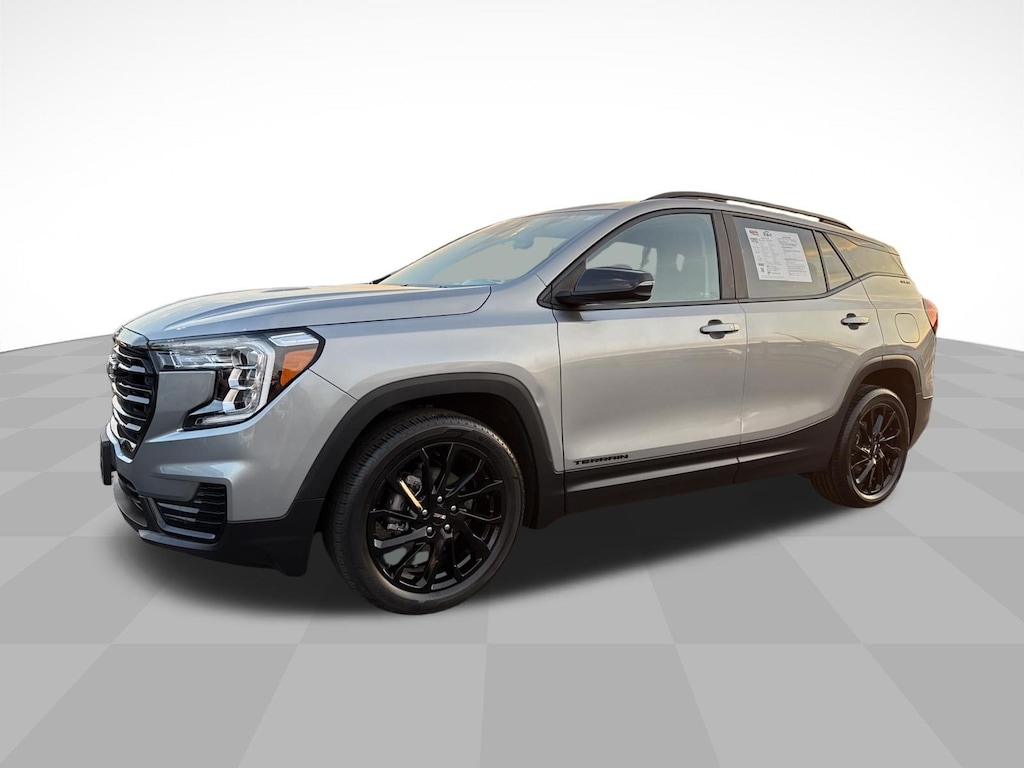 Used 2024 GMC Terrain SLE SUV