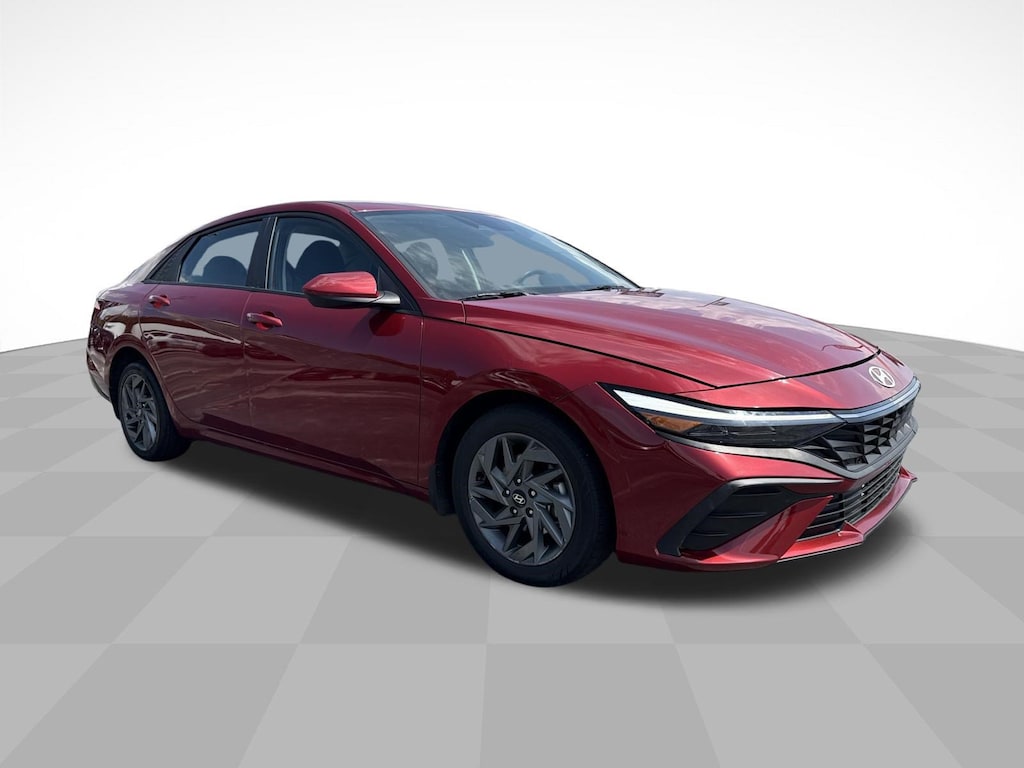 Used 2024 Hyundai Elantra SEL Sedan