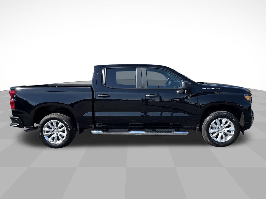 New 2026 Chevrolet Silverado 1500 Custom Truck