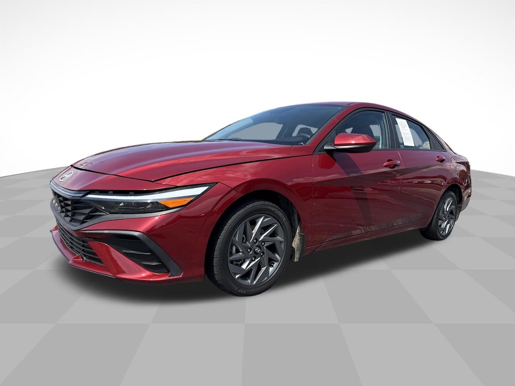 Used 2024 Hyundai Elantra SEL Sedan