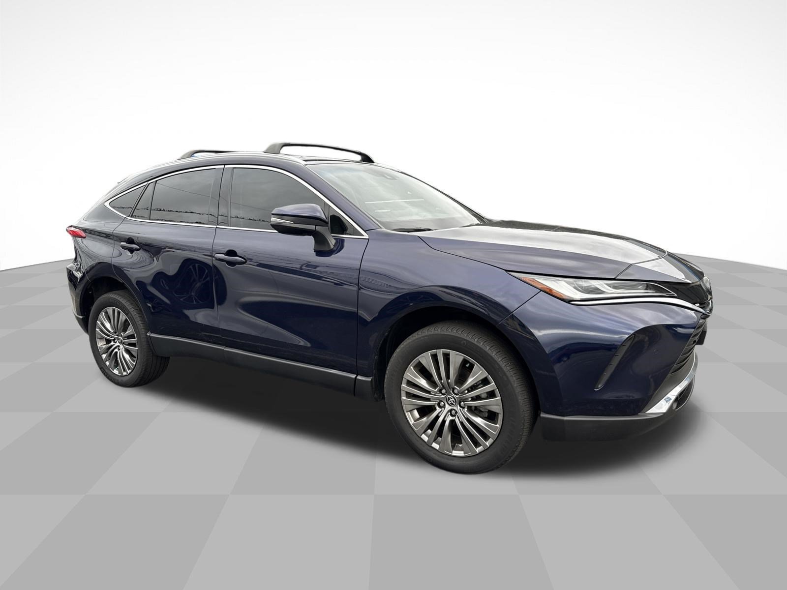 Used 2023 Toyota Venza XLE SUV