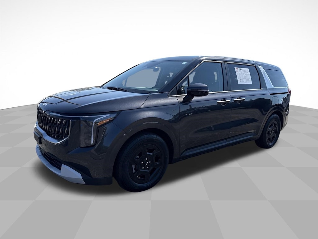 Used 2025 Kia Carnival LXS