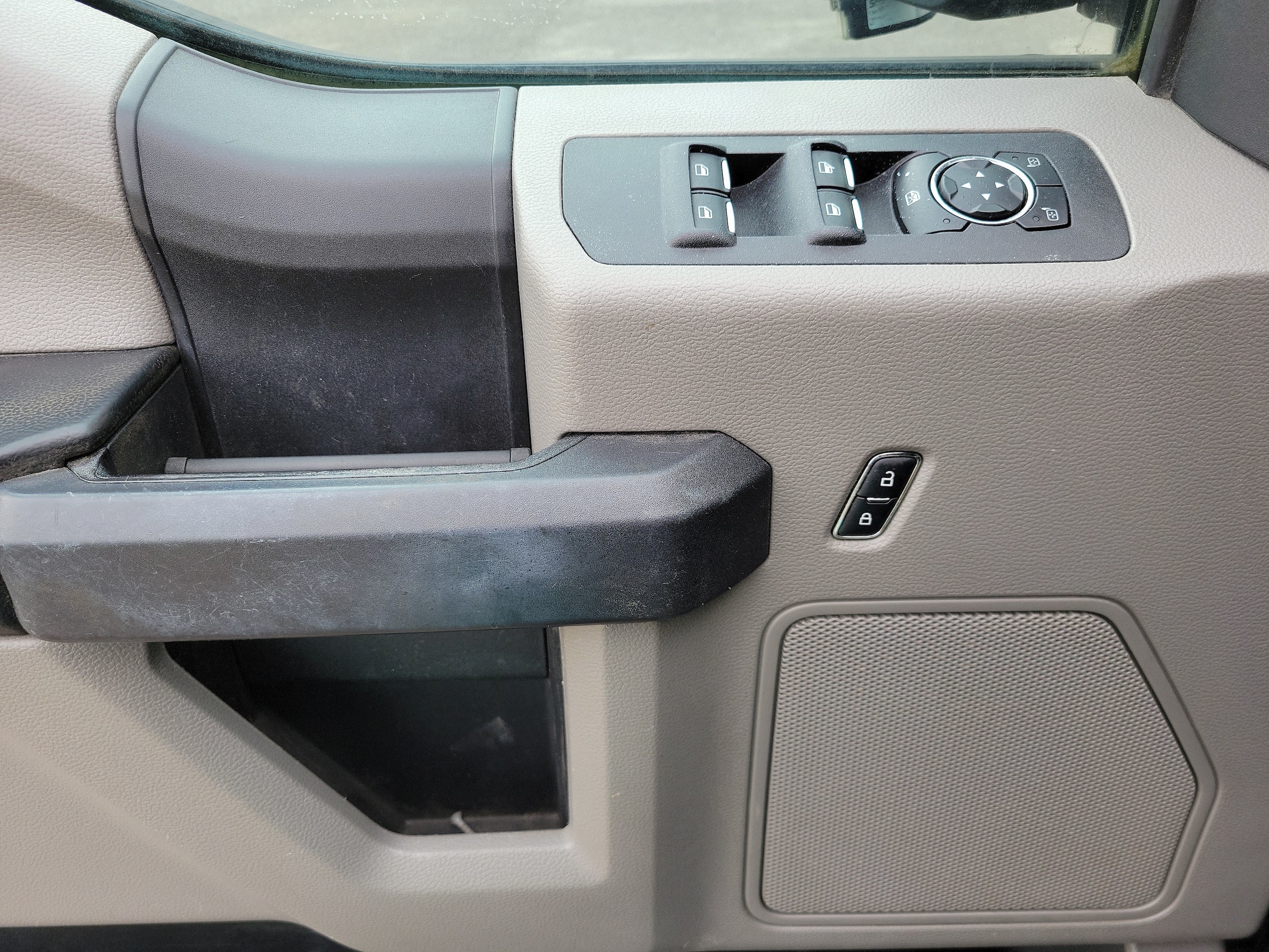 2016 Ford F-150 XL - Photo 18