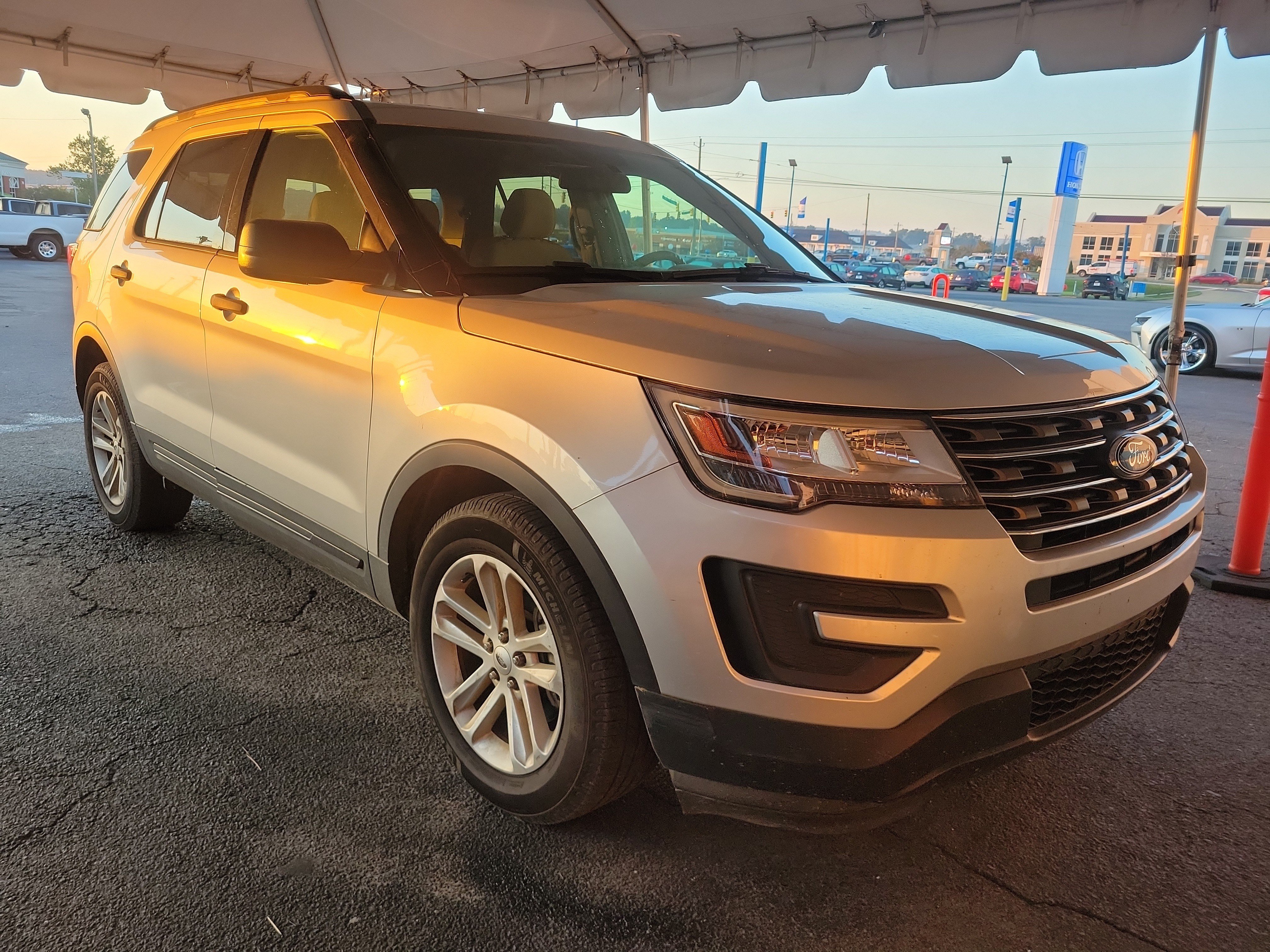  Ford Explorer