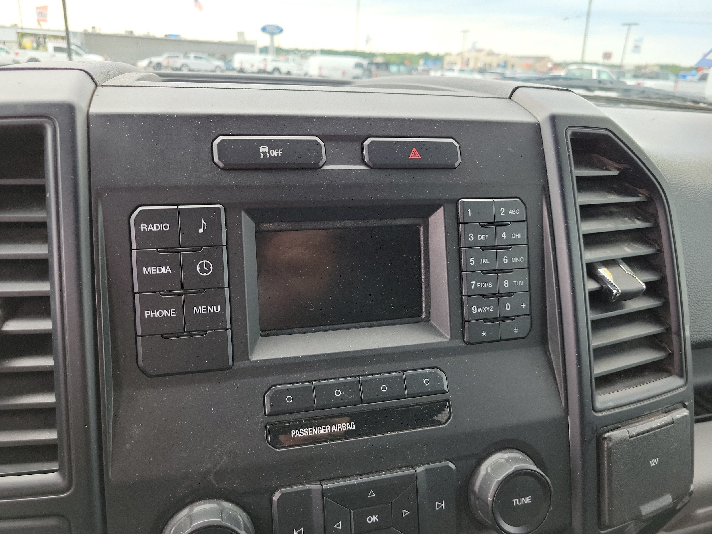 2016 Ford F-150 XL - Photo 25
