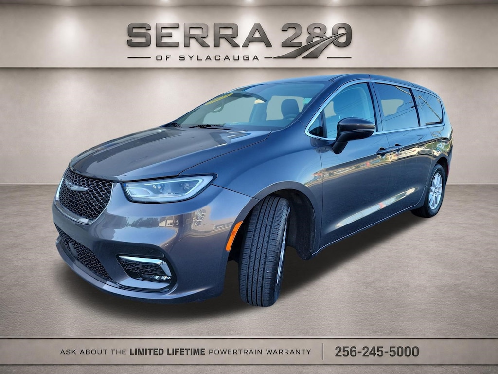 Used 2023 Chrysler Pacifica Touring L Van Passenger Van