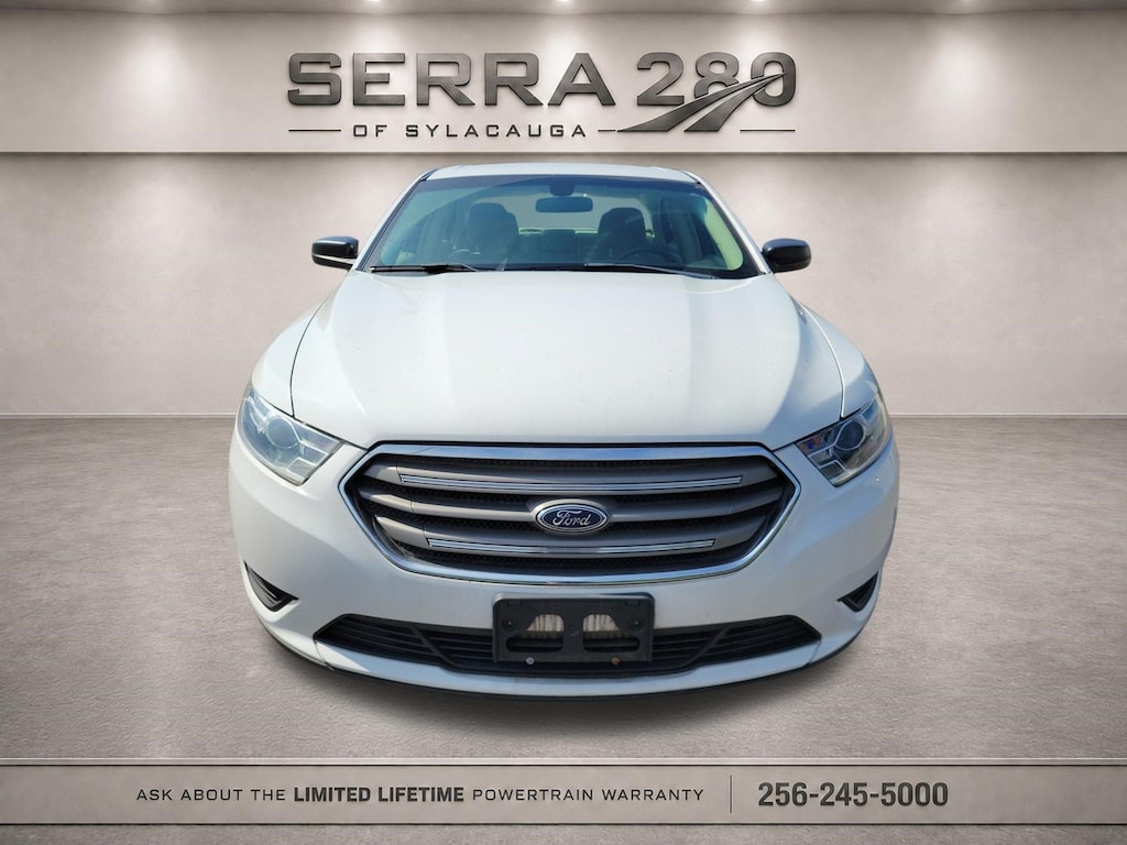 Used 2018 Ford Taurus SE Sedan