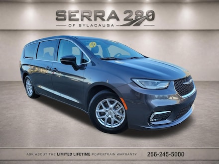 2023 Chrysler Pacifica Touring L Van Passenger Van