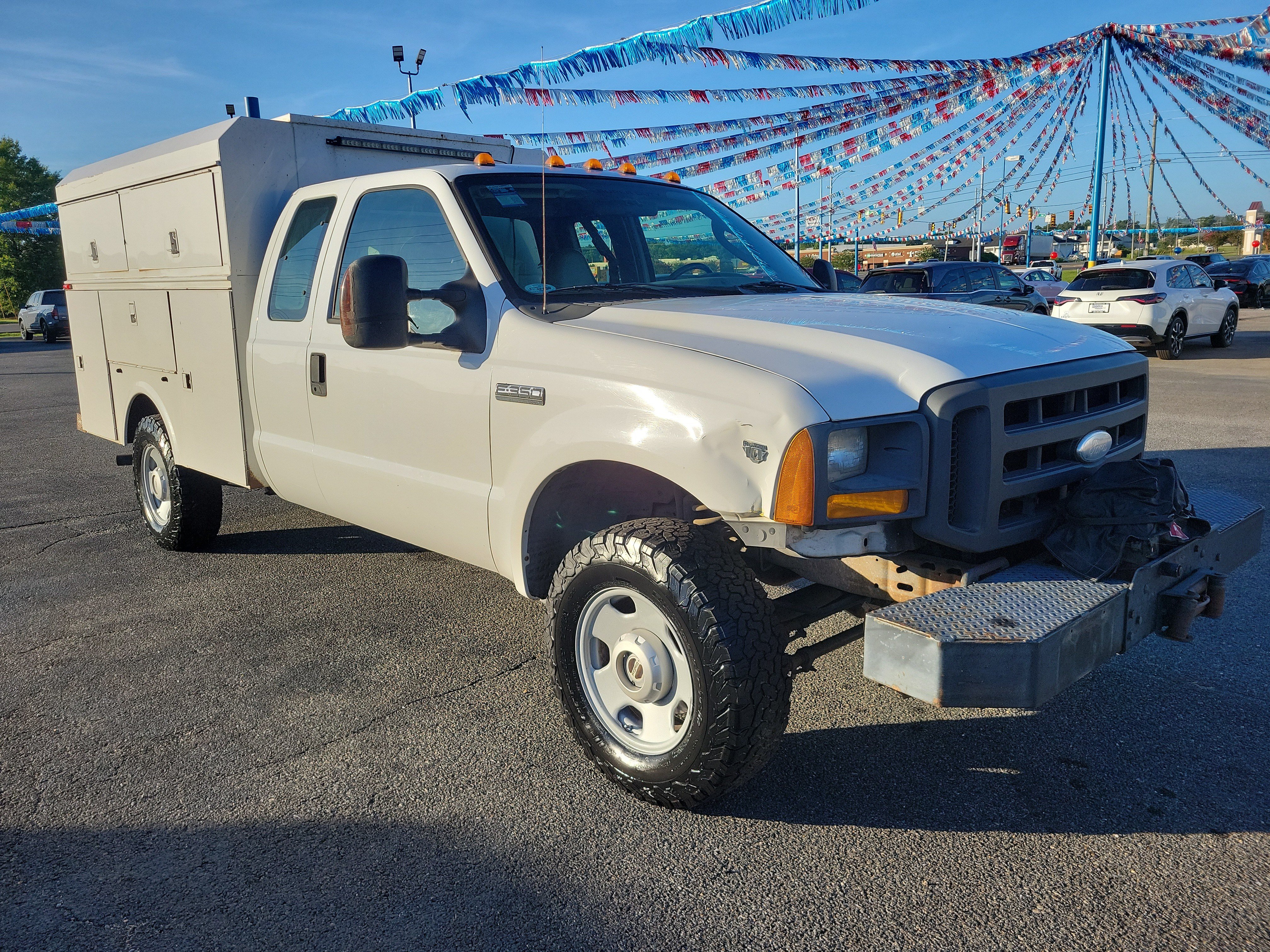 Ford Super Duty F-350 SRW