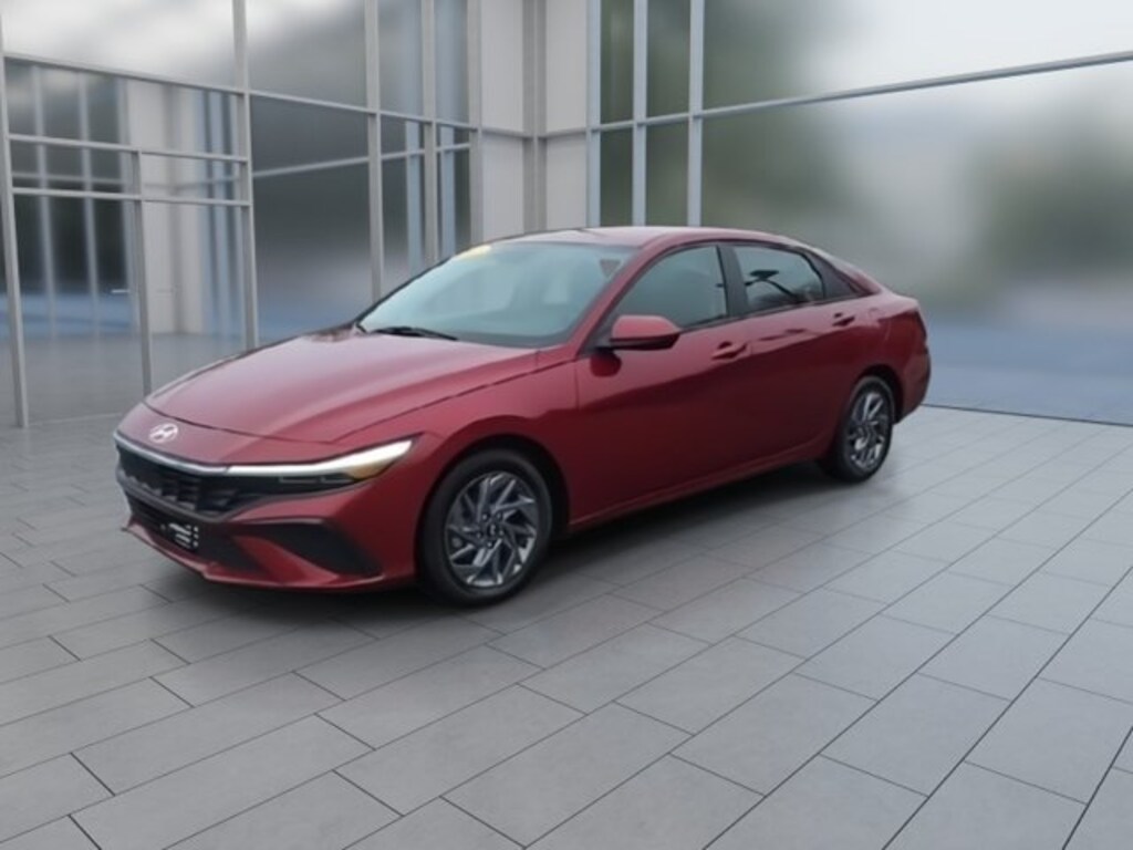 Used 2024 Hyundai Elantra SEL Sedan