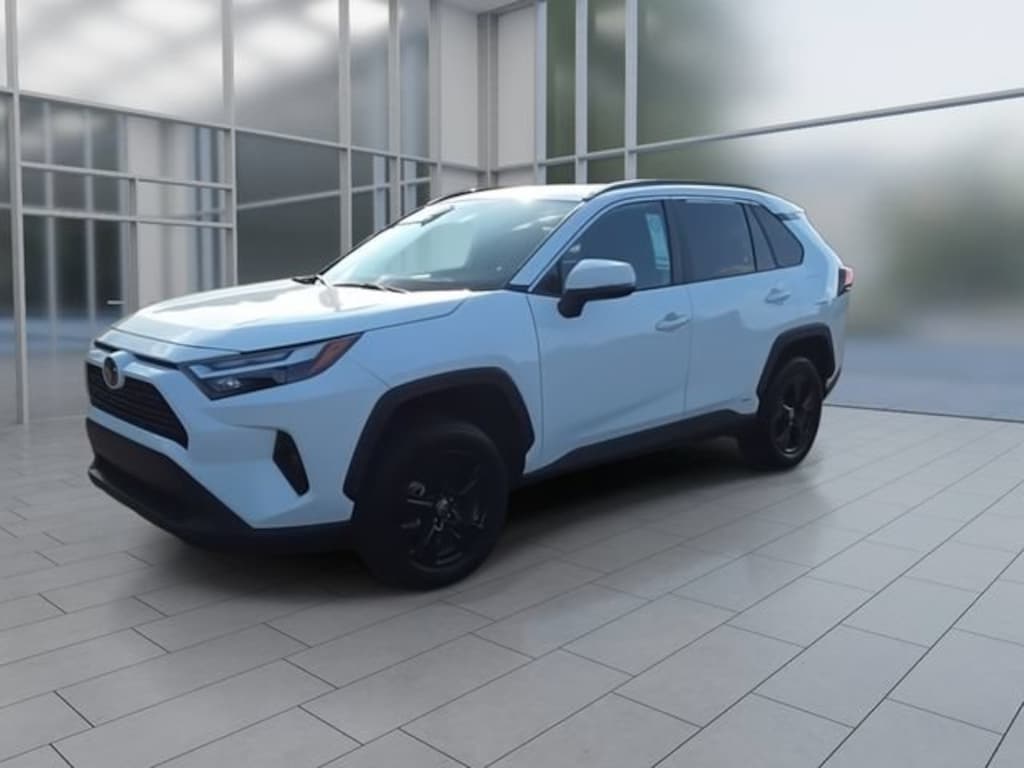 Used 2025 Toyota RAV4 Hybrid XLE SUV