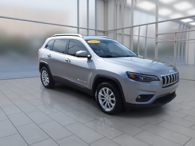 Used 2019 Jeep Cherokee Latitude with VIN 1C4PJMCX2KD467878 for sale in Highland Township, MI