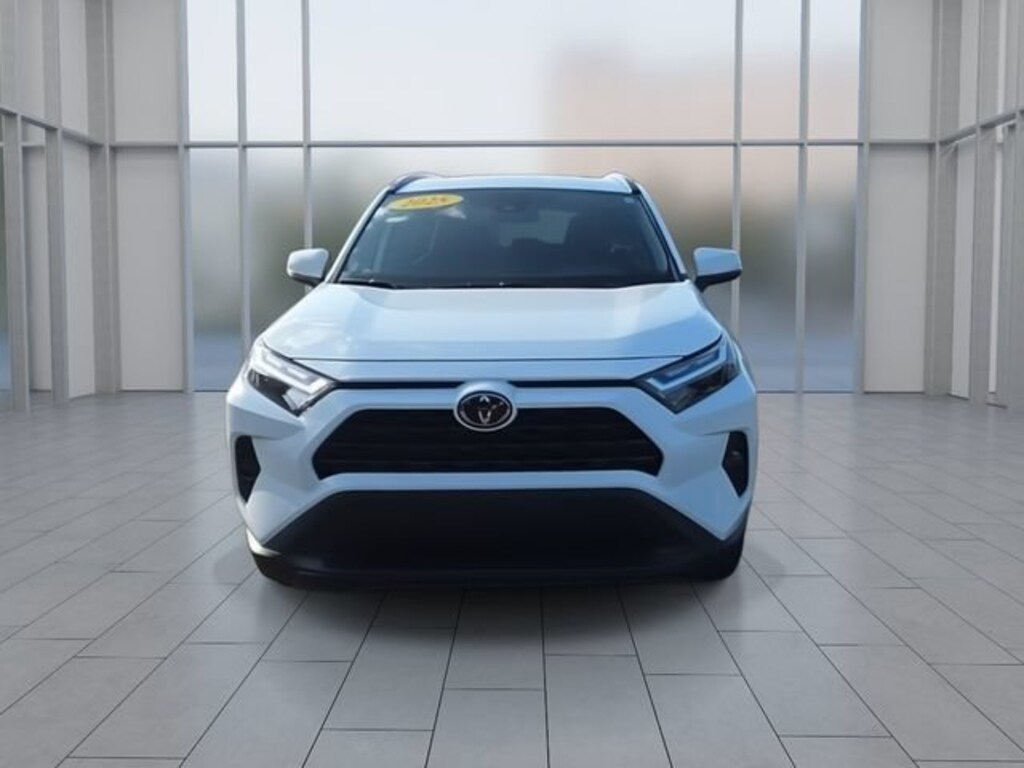 Used 2025 Toyota RAV4 Hybrid XLE SUV