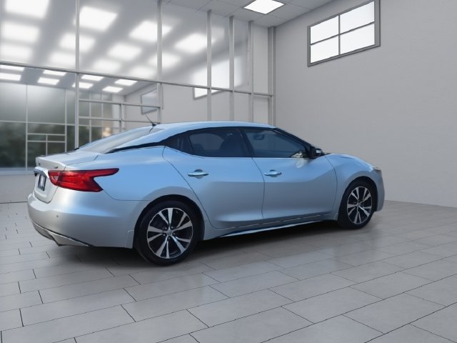 2017 Nissan Maxima SV - Photo 8