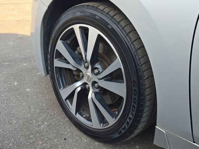 2017 Nissan Maxima SV - Photo 10