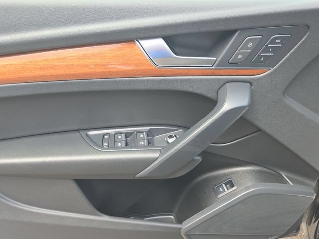 2023 Audi Q5 Premium - Photo 13