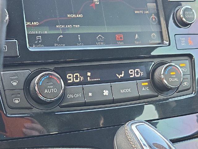 2017 Nissan Maxima SV - Photo 19