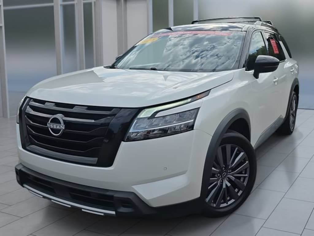 Certified 2024 Nissan Pathfinder SL SUV