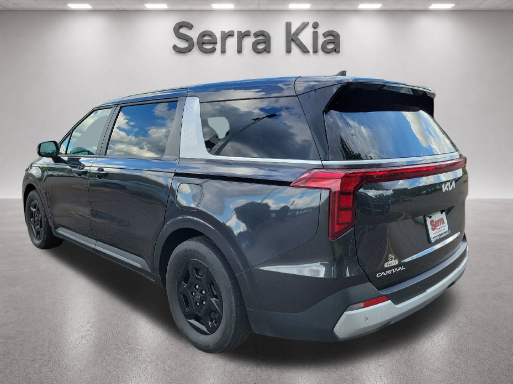 Used 2025 Kia Carnival LXS Van Passenger Van