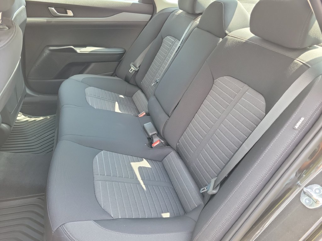 2026 Kia K5 LXS - Photo 15