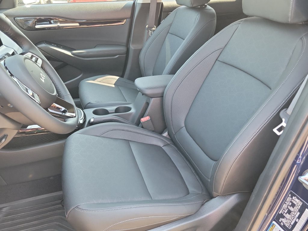 2026 Kia Seltos EX - Photo 11
