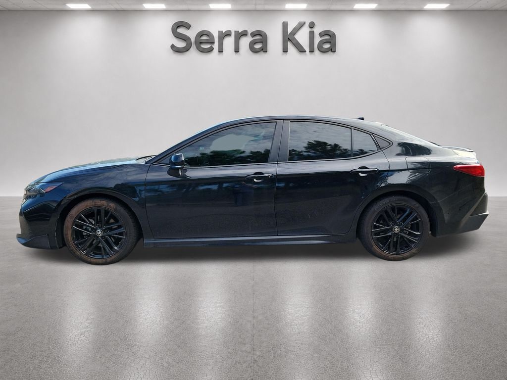 Used 2025 Toyota Camry SE Sedan