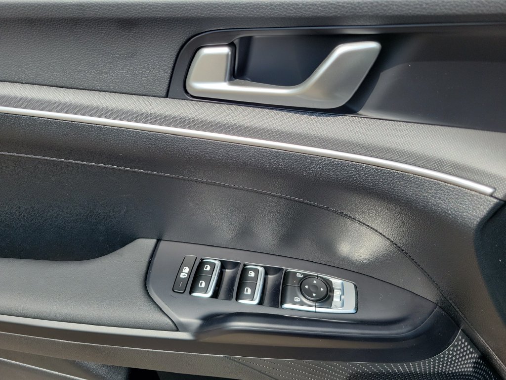 2026 Kia K5 LXS - Photo 25