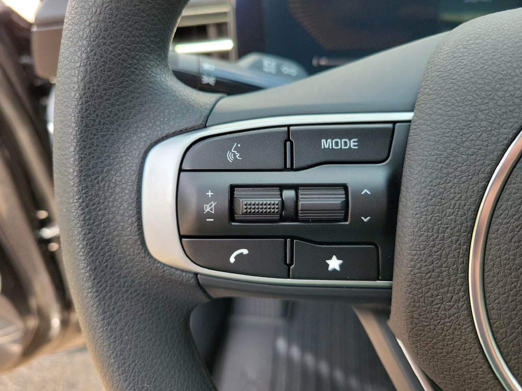 2026 Kia K5 LXS - Photo 21