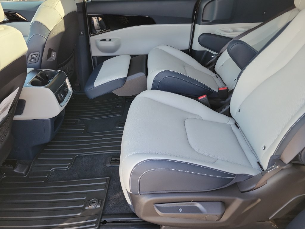 2026 Kia Carnival SX Prestige - Photo 14