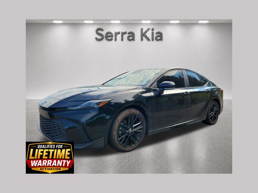 Used 2025 Toyota Camry SE Sedan