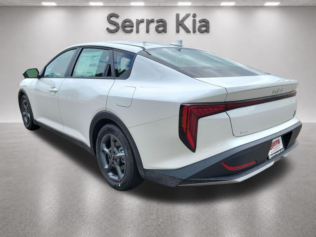 New 2026 Kia K4 LXS Sedan